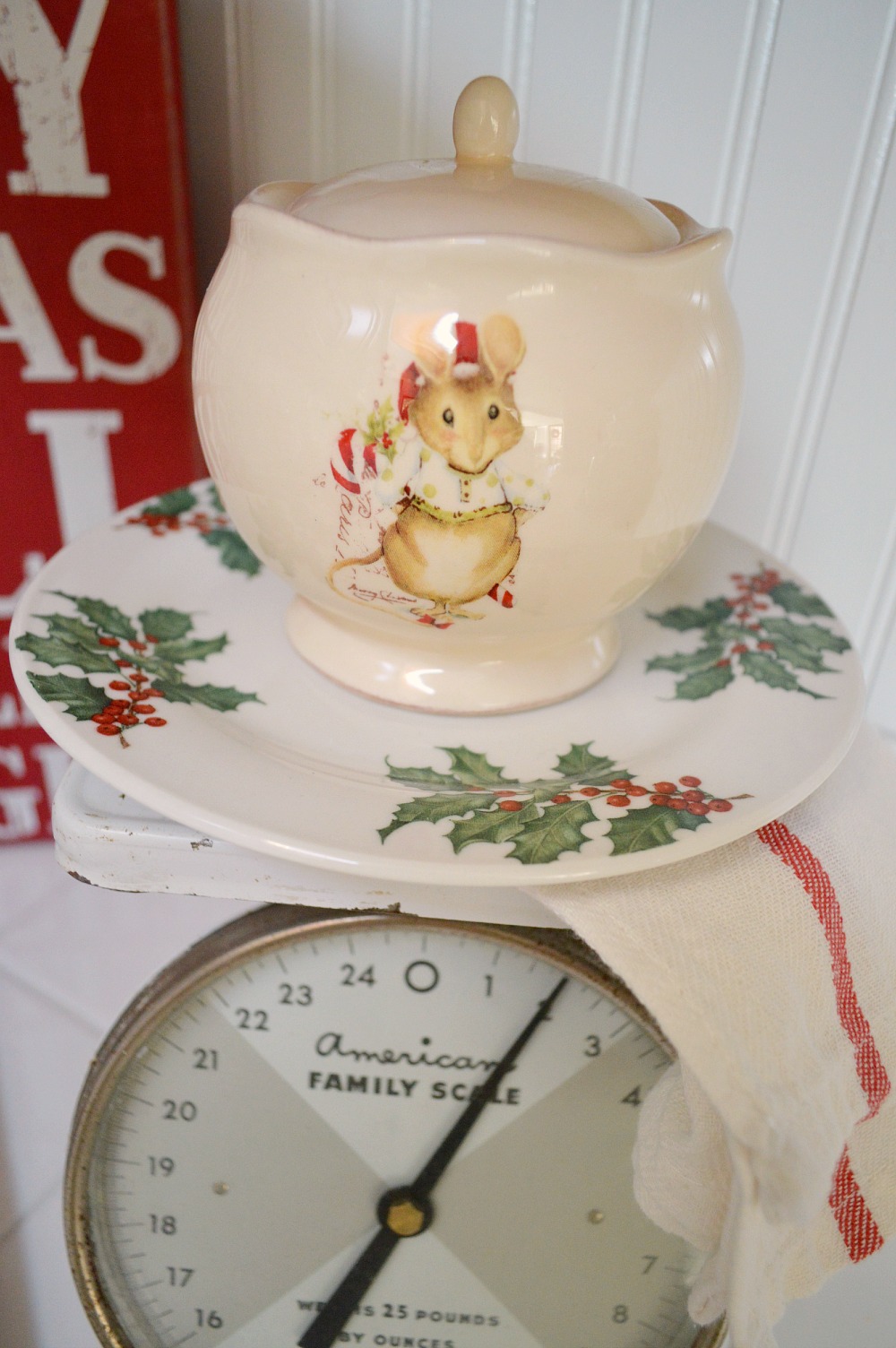 Little Christmas Mouse Sugar Bowl.