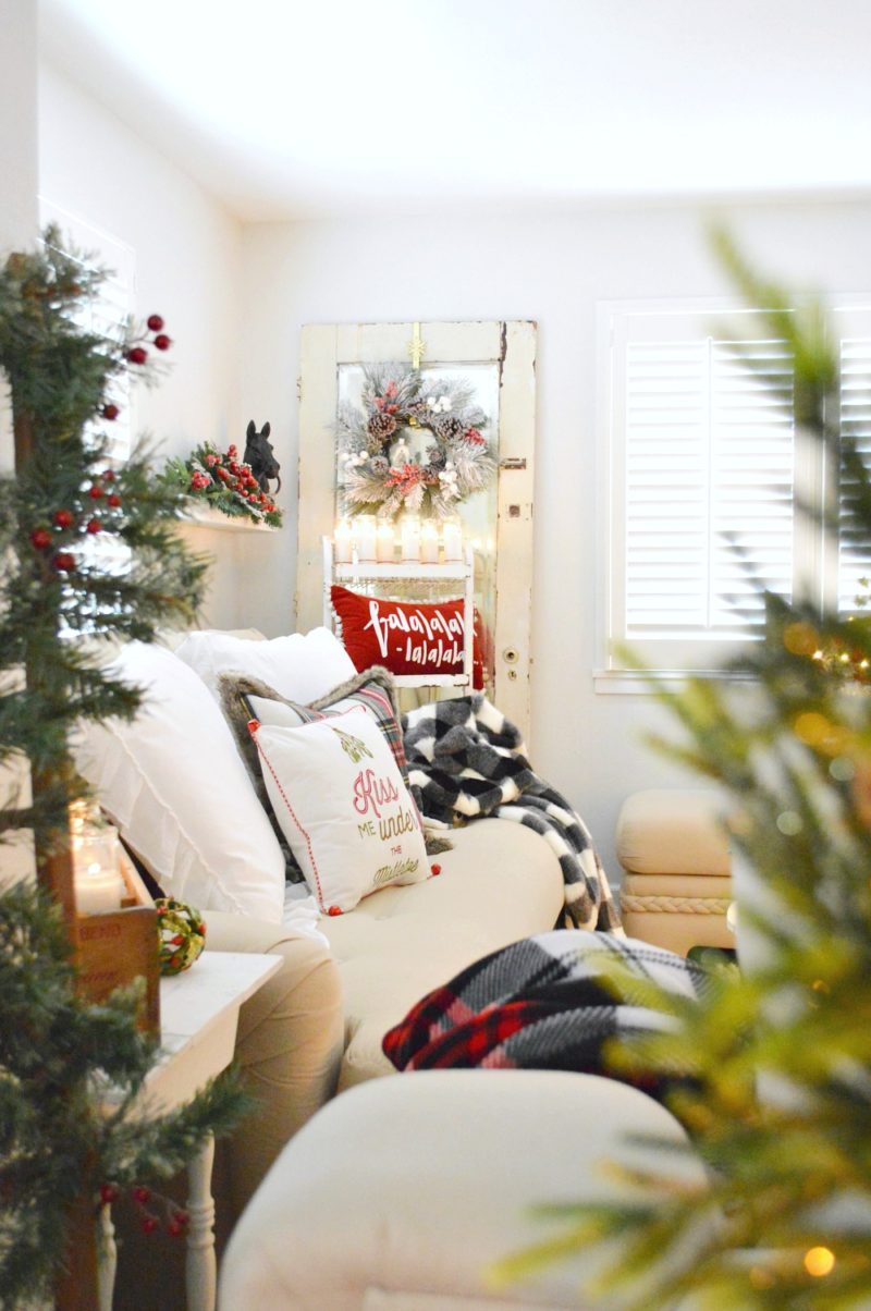 Cozy Cottage Christmas Living Room Home Tour
