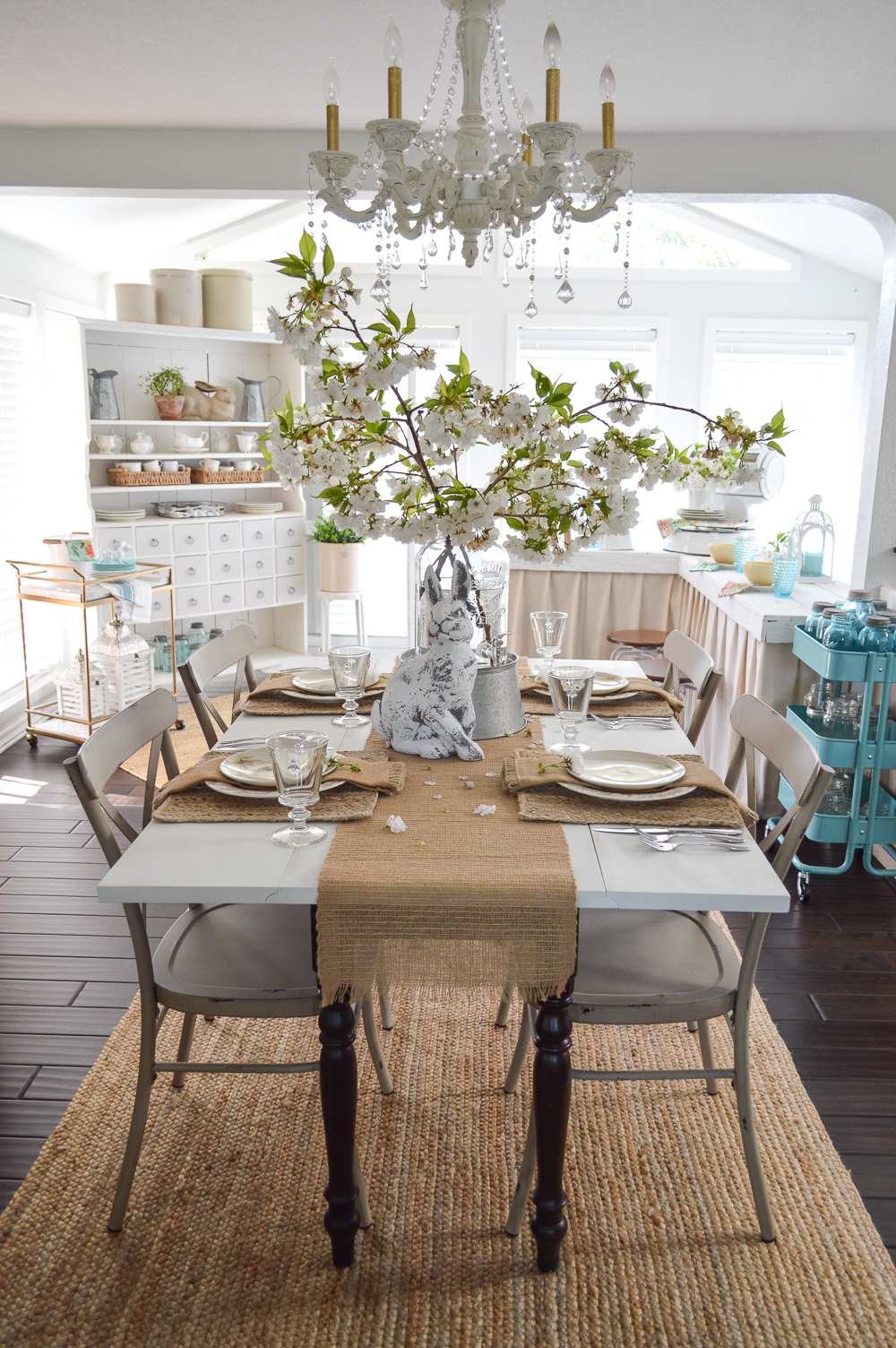 How To Style A Simple Summer Table Setting - Fox Hollow Cottage