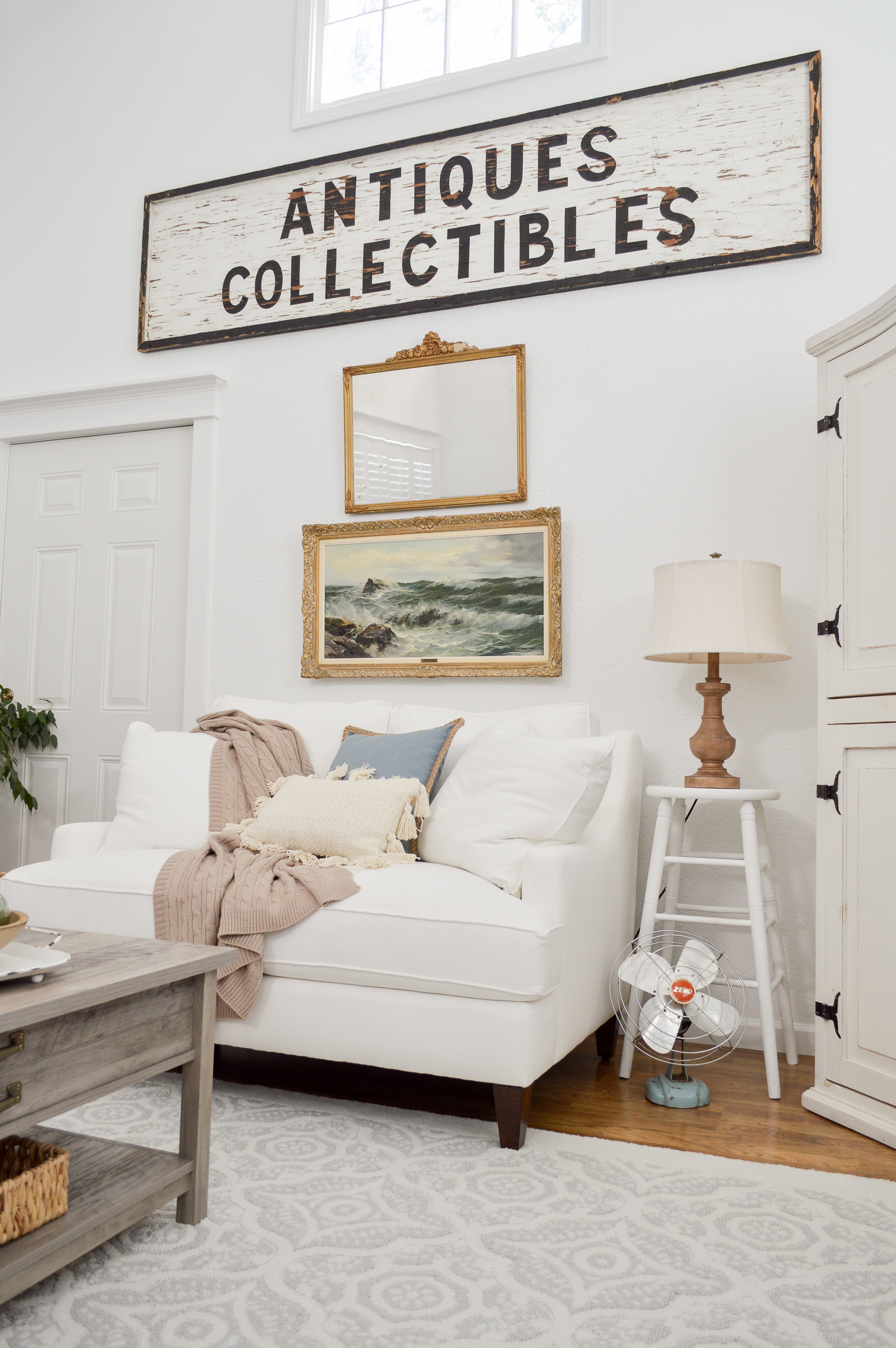 New Home Decorating Tips and Ideas - How to get that relaxed cottage farmhouse style. Great room/living room, take two. #sponsored with Better Homes & Gardens