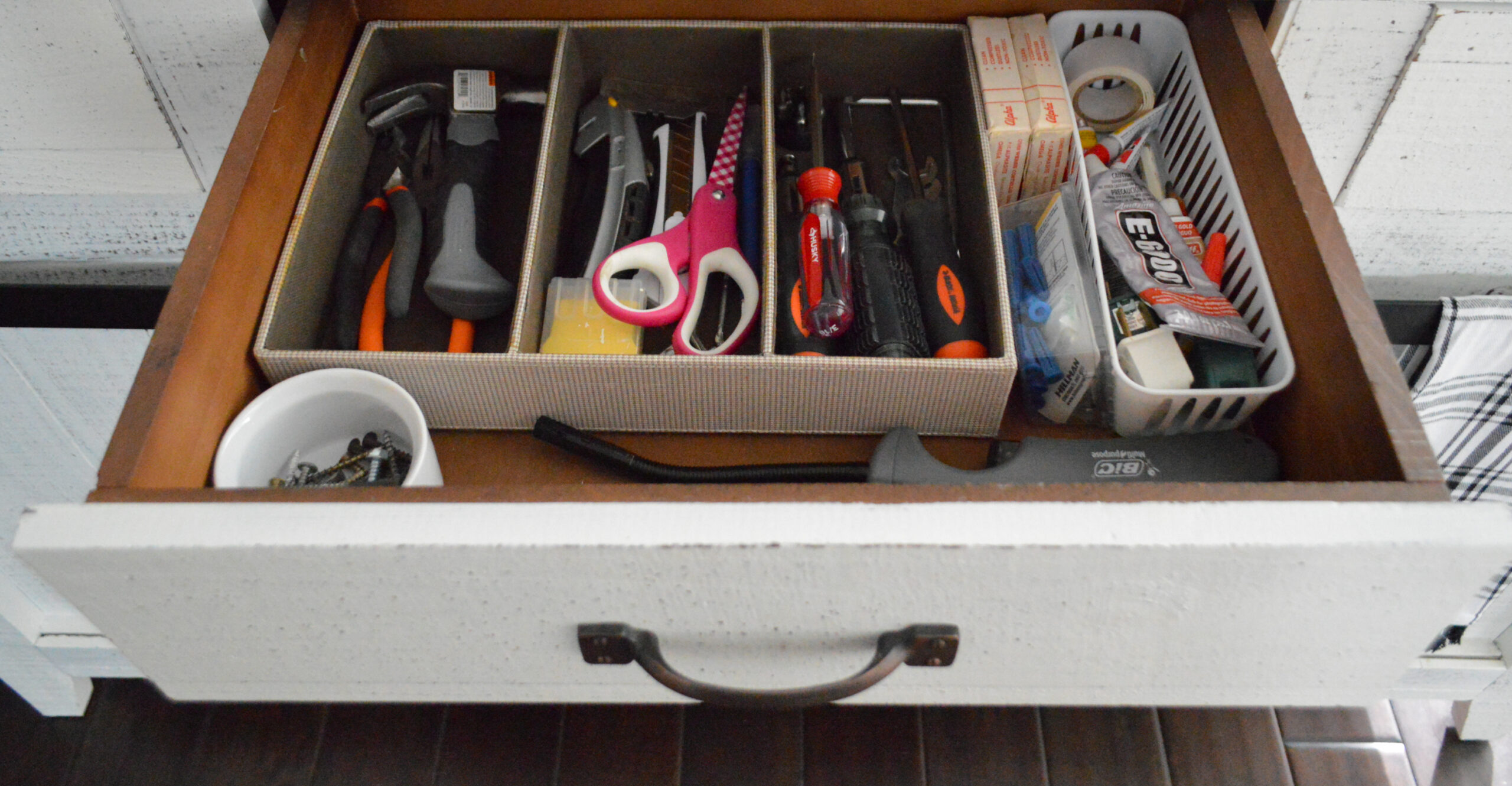 WHAT'S IN YOUR JUNK DRAWER? 5 Unexpected Items Justify My Junk